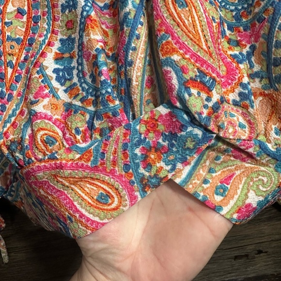 Umgee Asymmetrical Pink and Blue Paisley Blouse - Picture 5 of 7